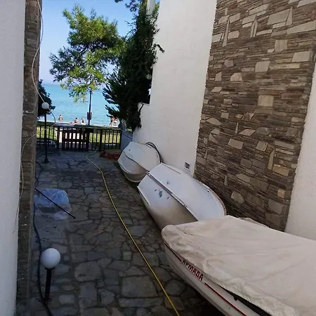 Appartement With One Bedroom In With Wonderful Sea View Furnished Terrace And Wifi Chaniotis